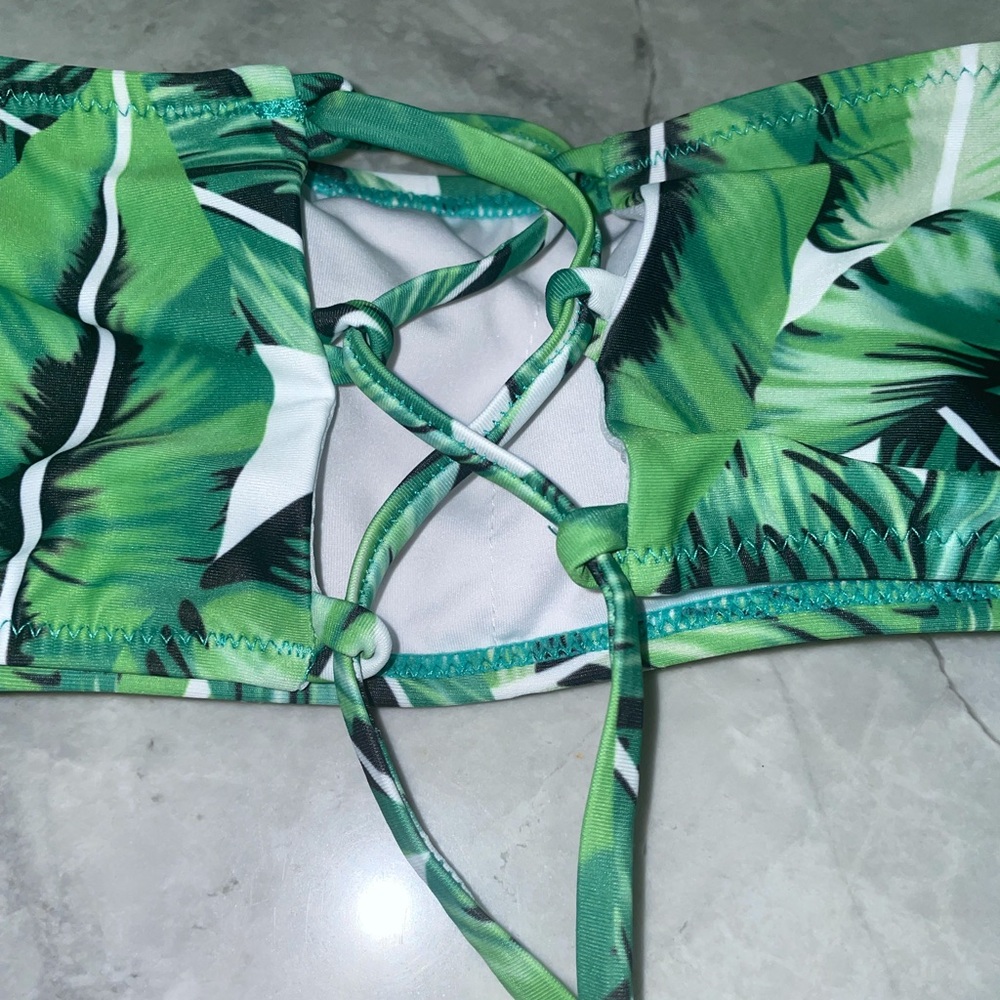Palm leaf print bandeau bathing suit top - Picture 3 of 3